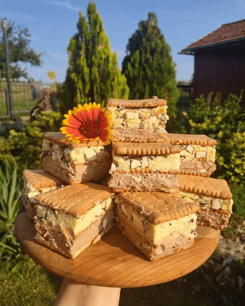 Keks kocke sa krem bananicama kolač bez pečenja