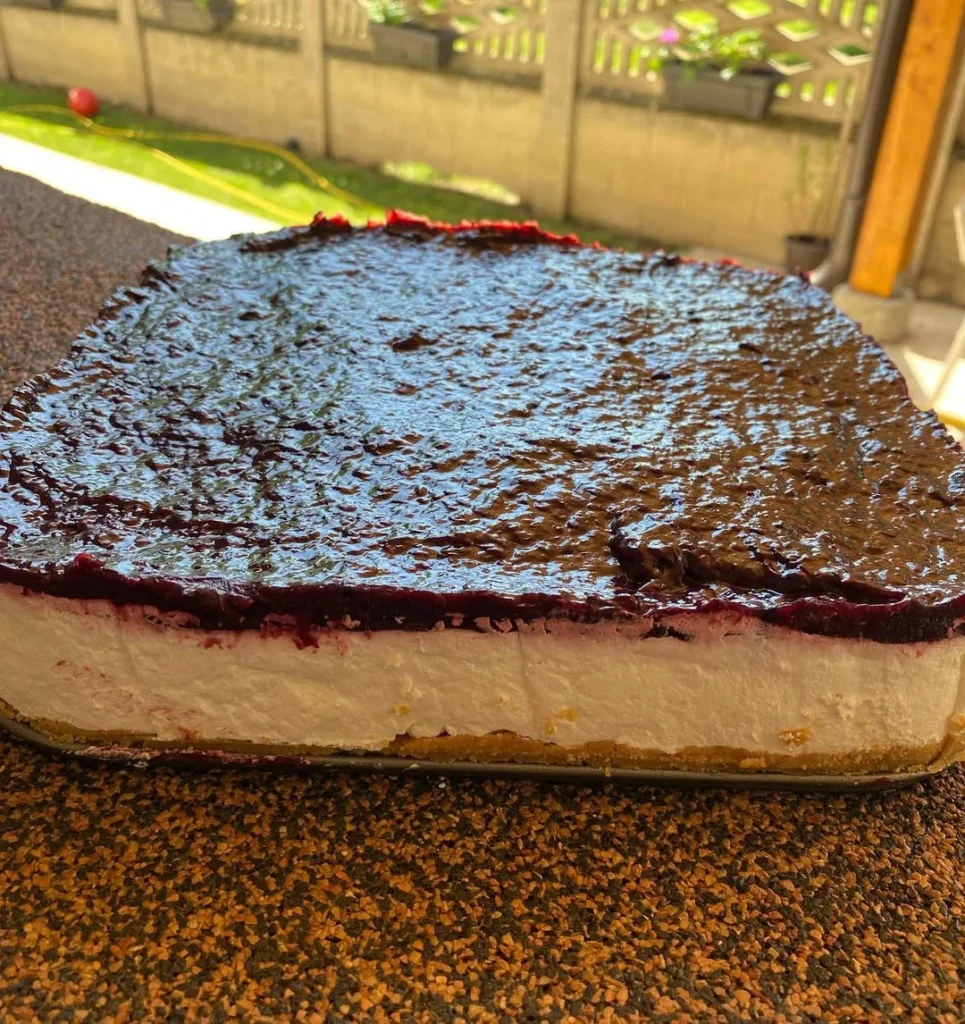 recept za cheesecake s kupinama