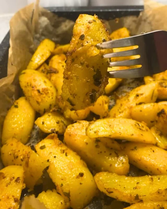 Recept za Hrskavi pečeni krompir