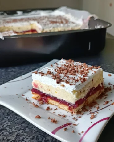 Kolač s višnjama bez šećera