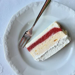 torta sa jagodama i kremom od vanilije recept