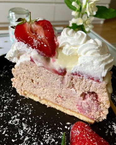 Recept za Plazma-jagoda šnit bez pečenja