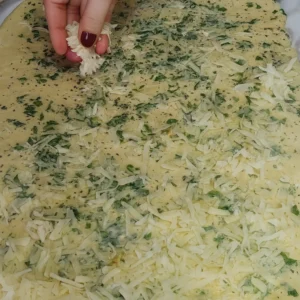 priprema hljeba sa kačkavaljem